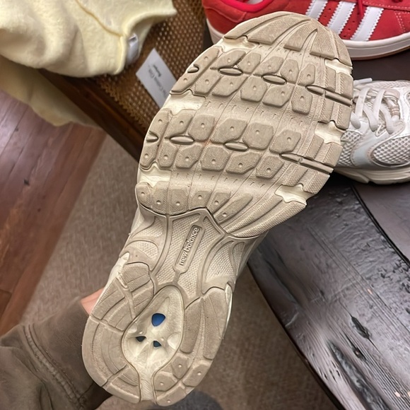 New Balance 530 - Picture 2 of 3